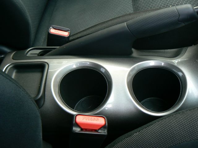 Nissan JUKE 2012-01 1227-10