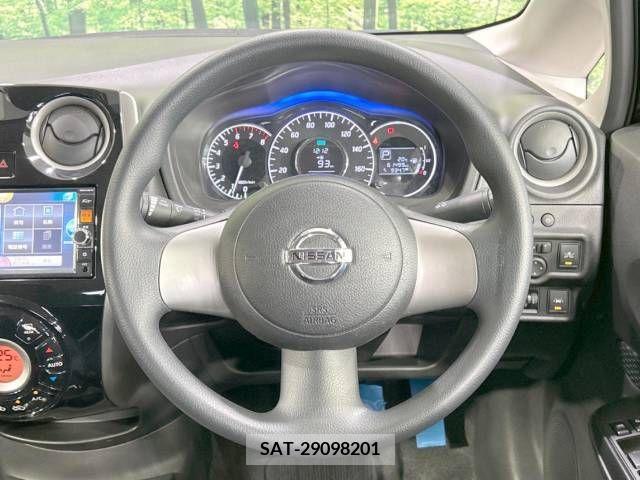 Nissan NOTE 2014-11 302355-11