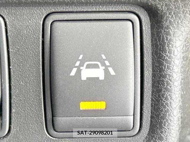 Nissan NOTE 2014-11 302355-5
