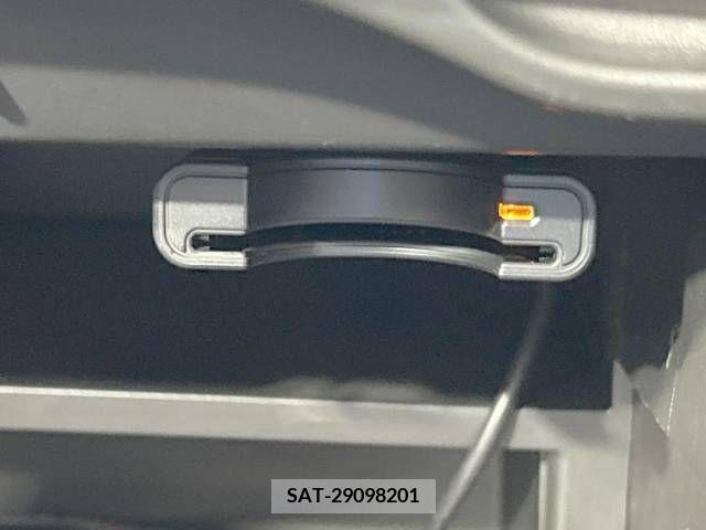 Nissan NOTE 2014-11 302355-4