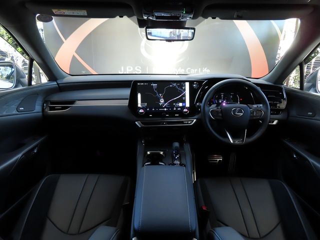 Lexus RX 2023-06 187348-2