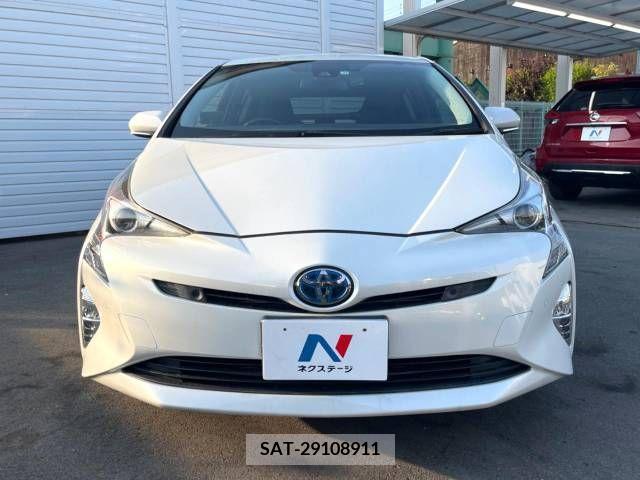 Toyota PRIUS 2017-11 387123-14