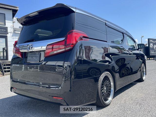 Toyota ALPHARD 2019-07 355482-1