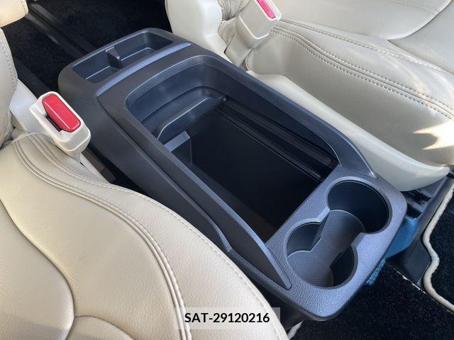 Toyota ALPHARD 2019-07 355482-17