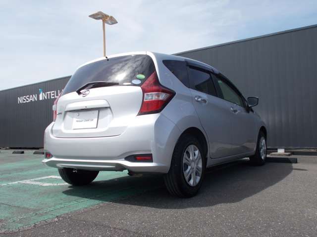 Nissan NOTE 2017-09 11501-1