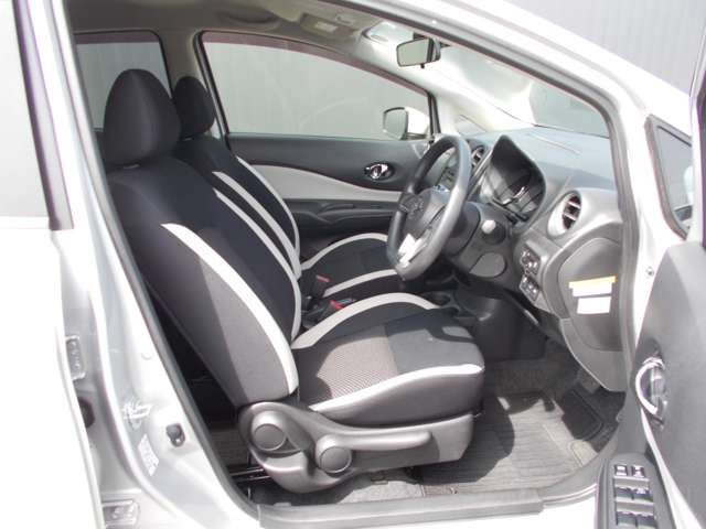 Nissan NOTE 2017-09 11501-12