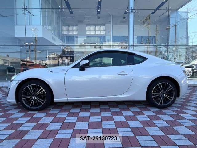 Toyota 86 2013-11 211462-13