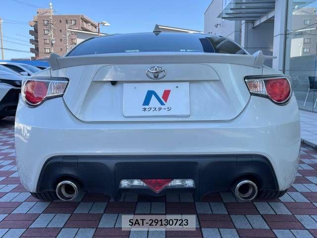 Toyota 86 2013-11 211462-12