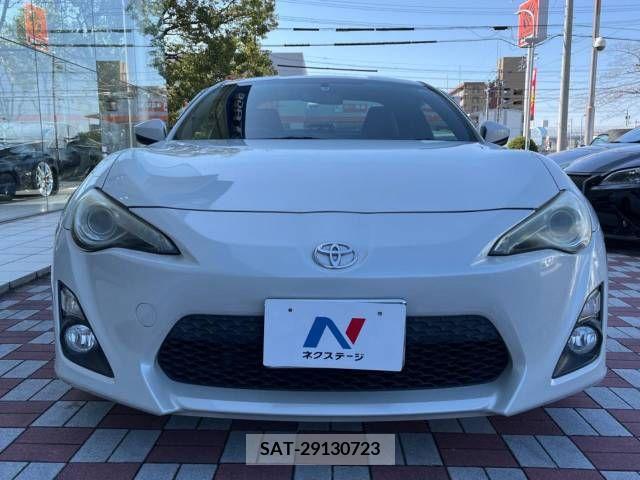 Toyota 86 2013-11 211462-11