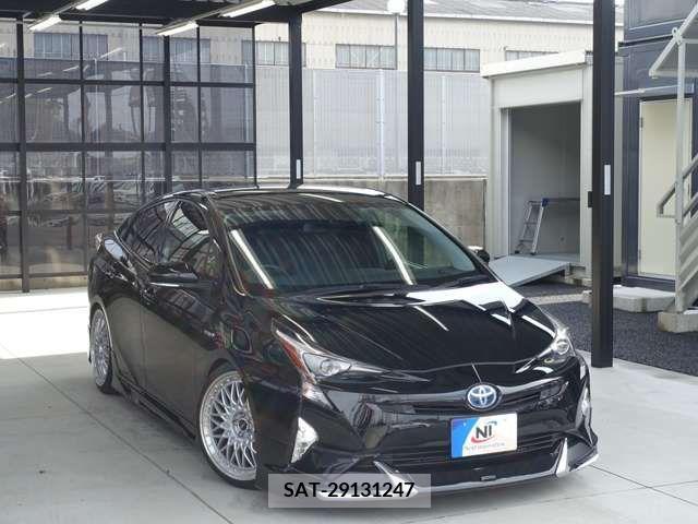 Toyota PRIUS 2018-12 216935-11