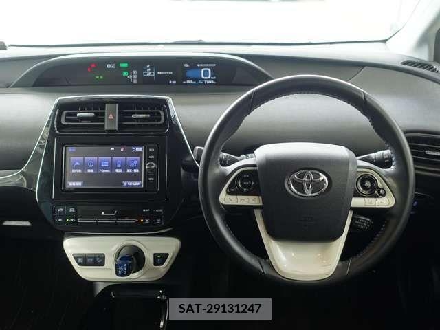 Toyota PRIUS 2018-12 216935-16