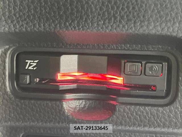 Honda N BOX CUSTOM 2021-04 307264-7
