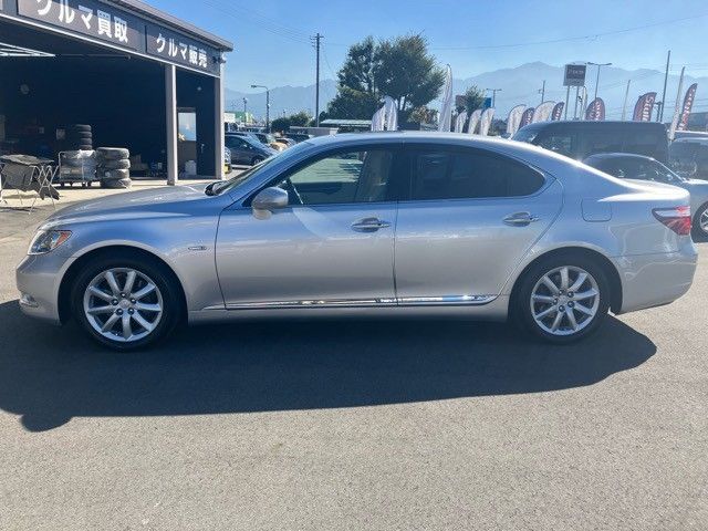 Lexus LS 2007-01 10595-8