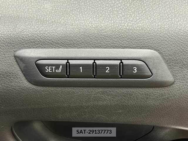 Lexus UX 2019-03 354235-11