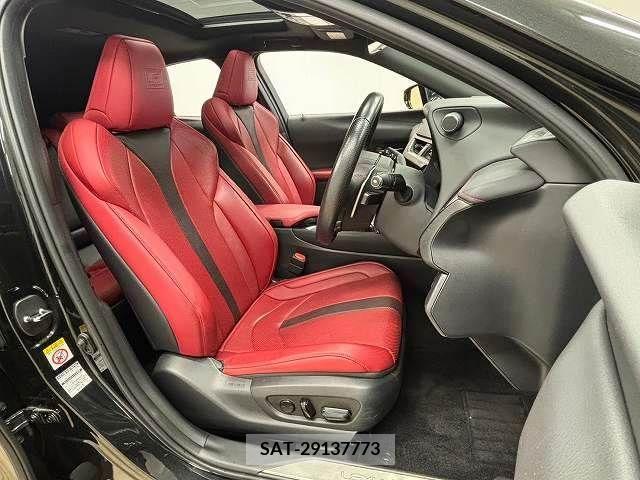 Lexus UX 2019-03 354235-4