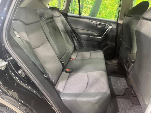 Toyota RAV4 2023-05 28736-9