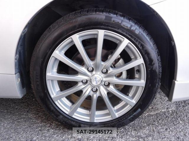 Toyota PRIUS ALPHA 2013-08 366741-9