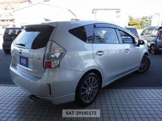 Toyota PRIUS ALPHA 2013-08 366741-2