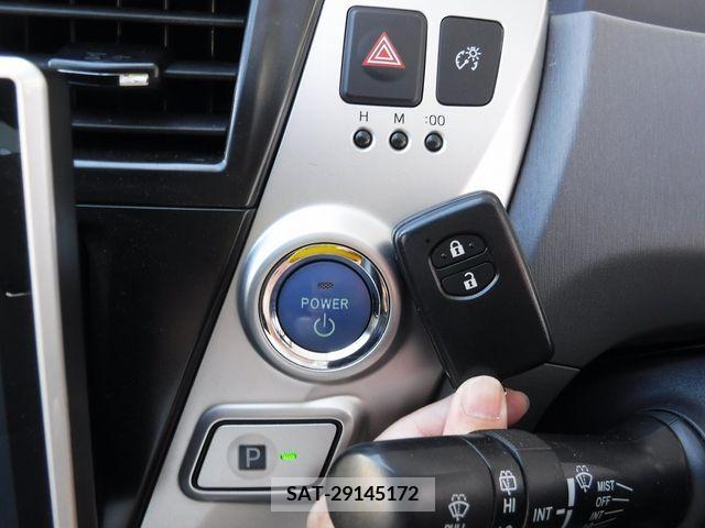 Toyota PRIUS ALPHA 2013-08 366741-12