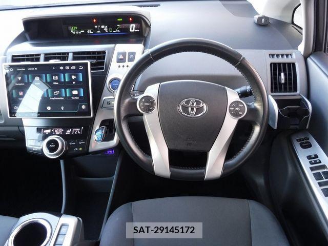 Toyota PRIUS ALPHA 2013-08 366741-1
