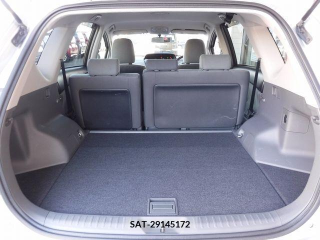 Toyota PRIUS ALPHA 2013-08 366741-19