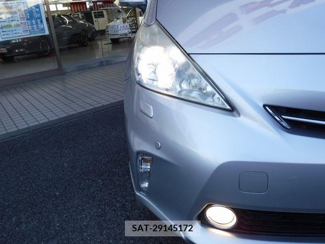 Toyota PRIUS ALPHA 2013-08 366741-3