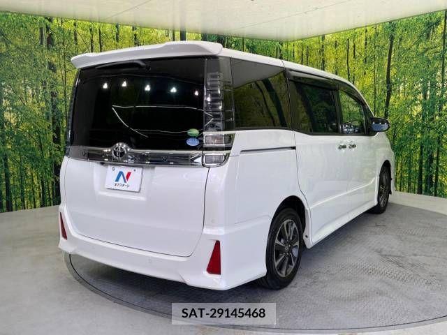 Toyota VOXY 2019-05 211902-18