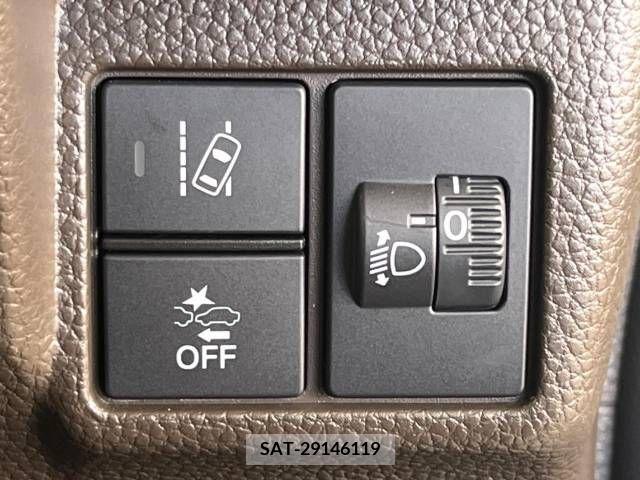 Honda N BOX 2022-04 342586-4