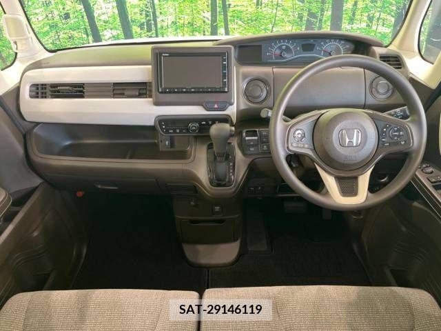 Honda N BOX 2022-04 342586-1