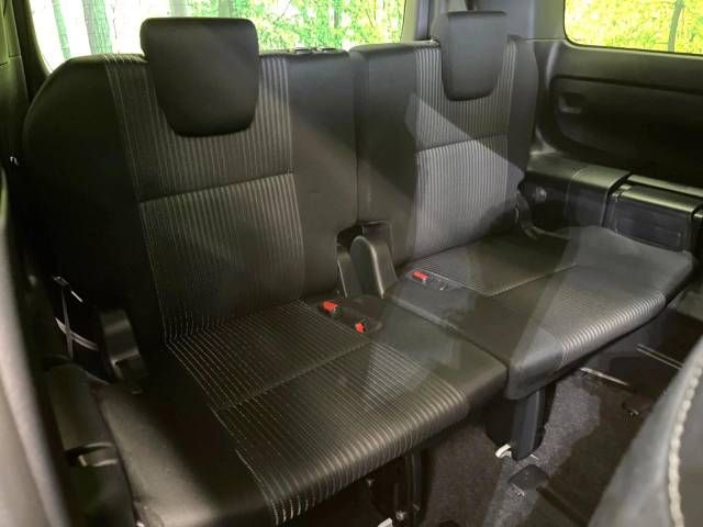 Toyota VOXY 2018-03 21091-13