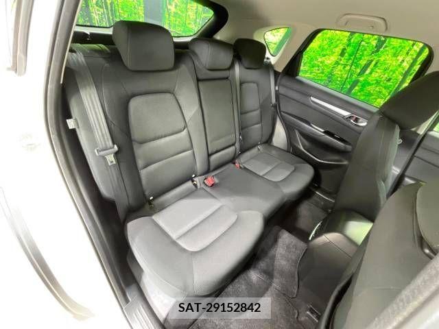 Mazda CX-5 2017-11 213888-9