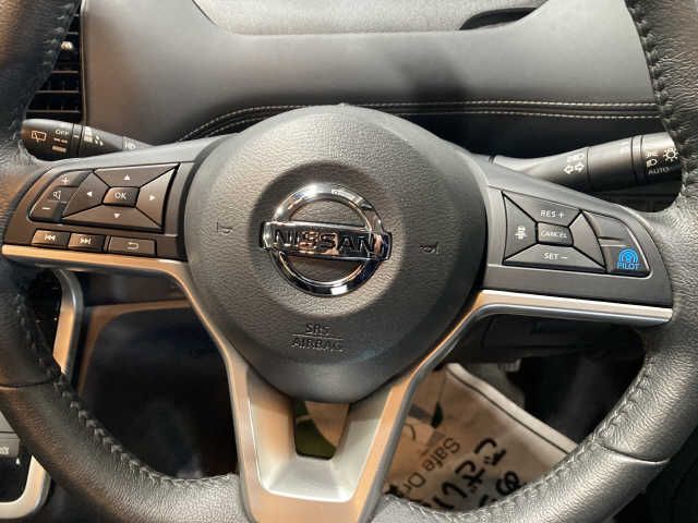 Nissan SERENA 2016-08 14825-4
