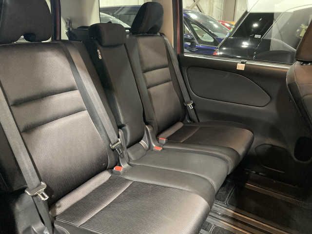 Nissan SERENA 2016-08 14825-6