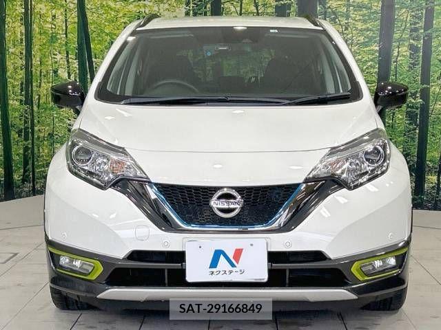 Nissan NOTE 2018-06 305410-14