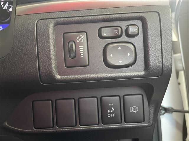 Lexus CT 2013-03 22599-15
