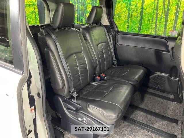 Toyota VOXY 2014-07 289076-9