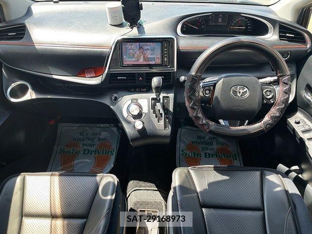 Toyota SIENTA 2015-12 368139-1