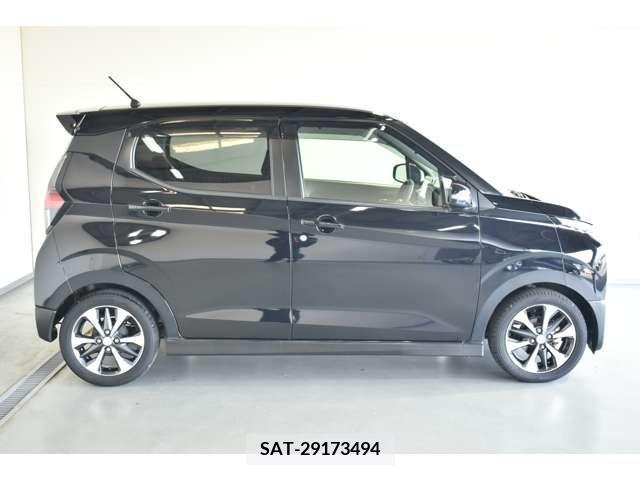 Mitsubishi EK X 2019-07 323987-18