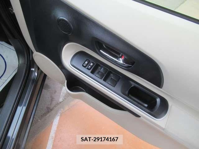 Toyota AQUA 2013-07 327270-9