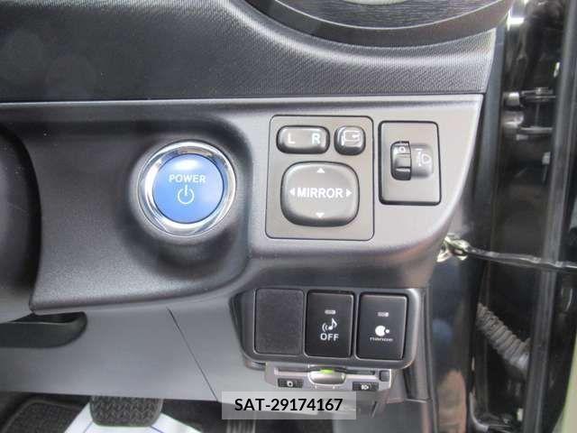 Toyota AQUA 2013-07 327270-8