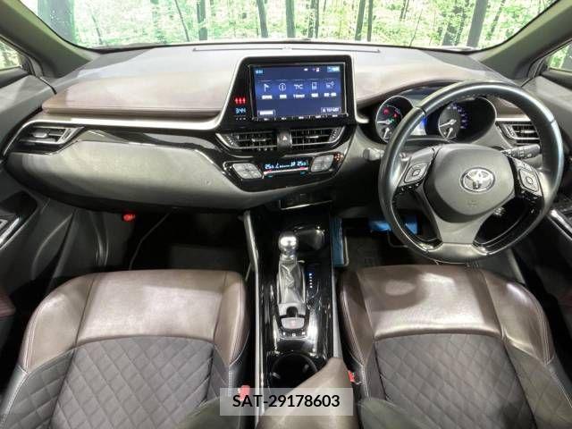 Toyota C-HR 2018-03 217566-1