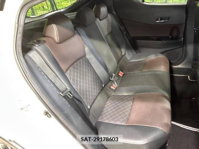 Toyota C-HR 2018-03 217566-9