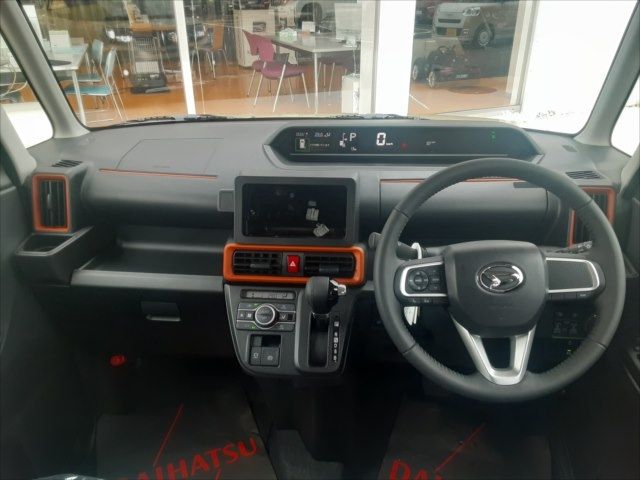 Daihatsu TANTO 2022-10 196736-1