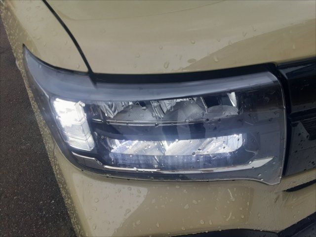 Daihatsu TANTO 2022-10 196736-3
