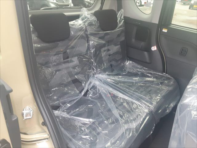 Daihatsu TANTO 2022-10 196736-7