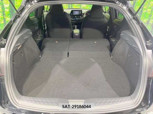 Toyota C-HR 2018-06 264158-10