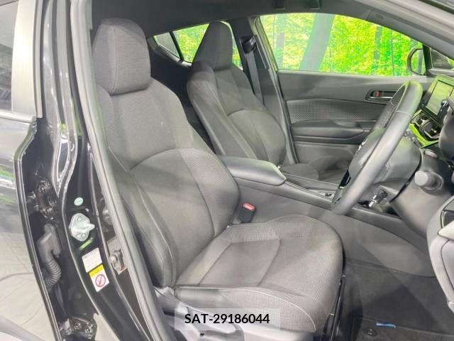 Toyota C-HR 2018-06 264158-8