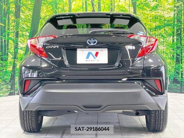 Toyota C-HR 2018-06 264158-15