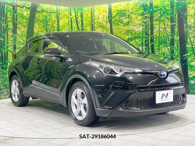Toyota C-HR 2018-06 264158-16