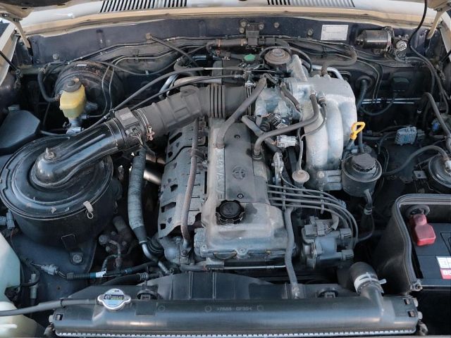 Toyota LAND CRUISER 1996-01 7888-9